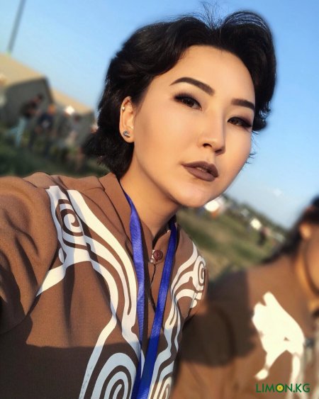 Камила кыргызка