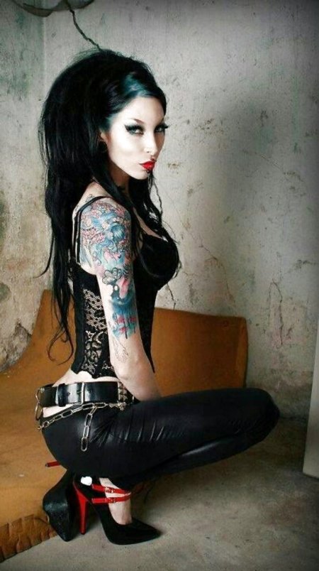 Анджелина Валентайн (Angelina Valentine)