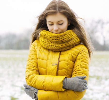 Девушка в куртке