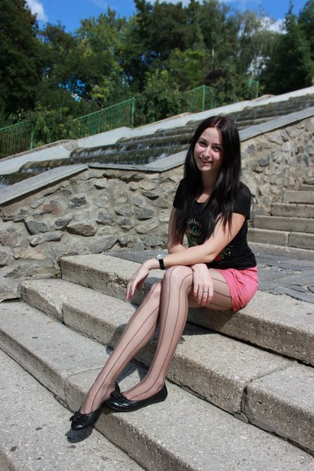 Девочка в балетках