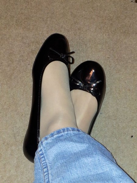 В колготках и балетках