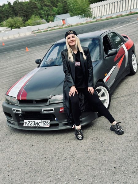 Девушка автоблогер Москва