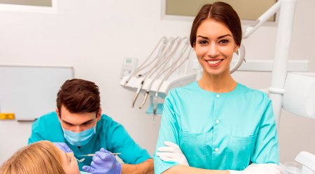 Медсестра стоматологии