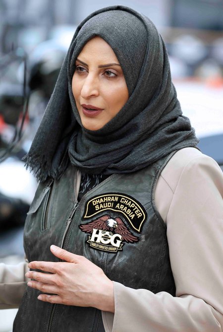 Моника Беллуччи в хиджабе