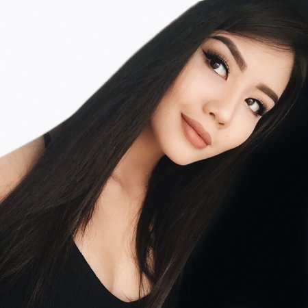 Айжан Асемова мейкап