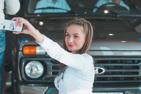 Ангелина Аникеева автоблогер