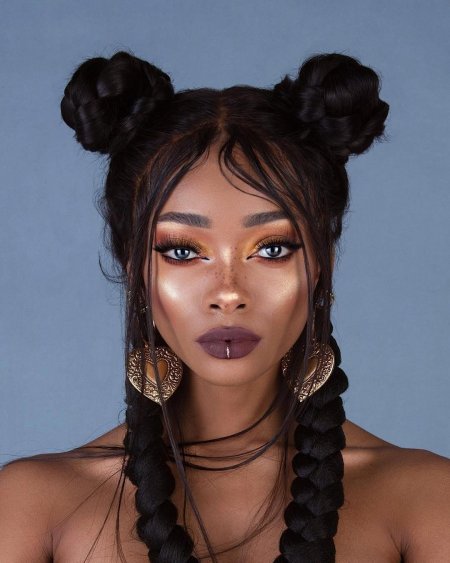 Нуанея Лебаджоя модель