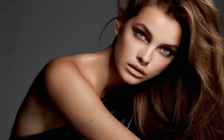 Модель Барбара Палвин