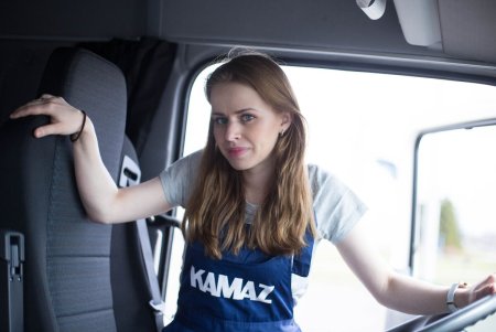 Татьяна Хусяинова камазистка