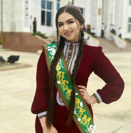 Мода Сахра Сахин Туркмения