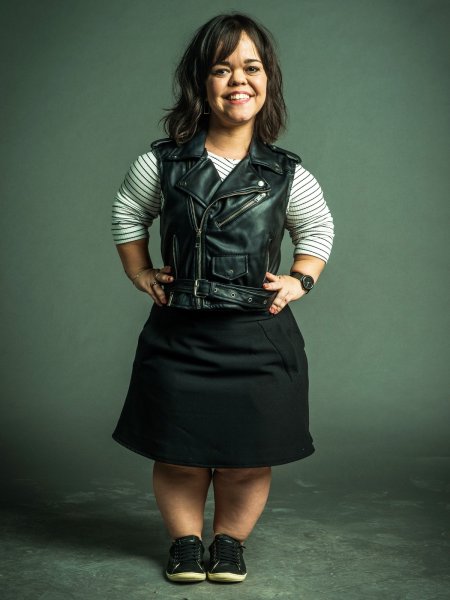 Лилипут девушка