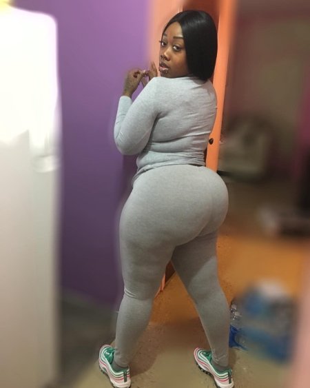 Big booty teen