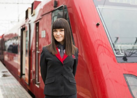 Юлия Юрова помощник машиниста