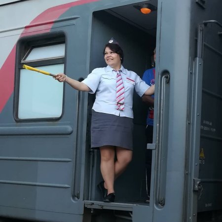 Проводницы поездов дальнего следования