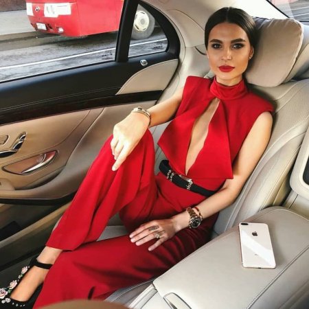 Платья жен миллионеров