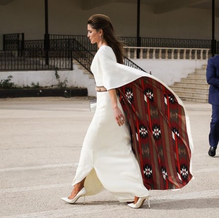 Королева Иордании Рания Наряды