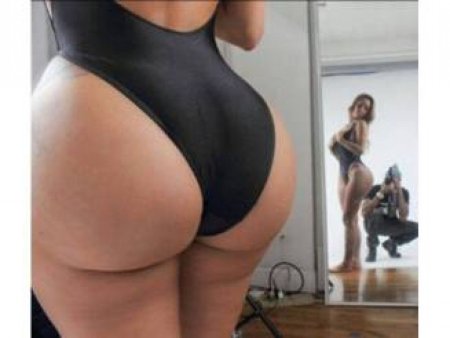 Широкие бёдра и ягодицы