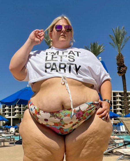 Толстые девушки