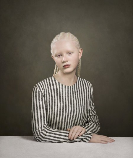 Модель альбинос Сандра