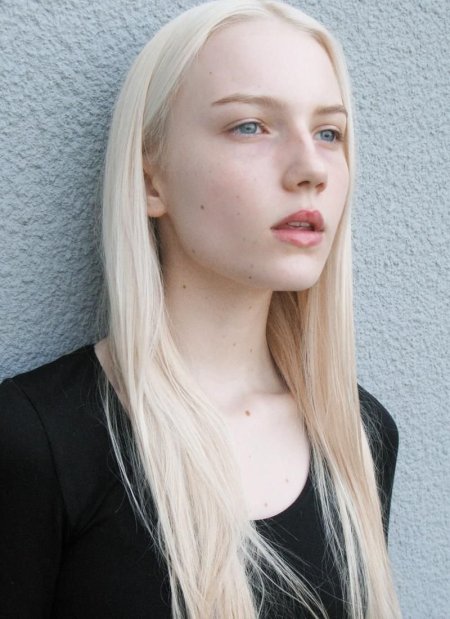 Саша Смирнов альбинос