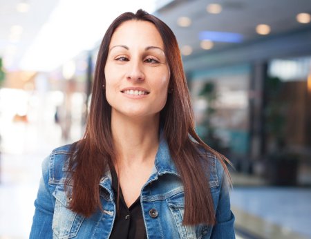 Косоглазие у взрослых девушек