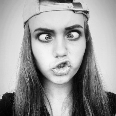 Кара Делевинь уродина