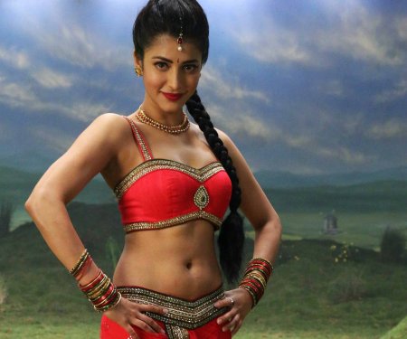 Шрути Хасан хот