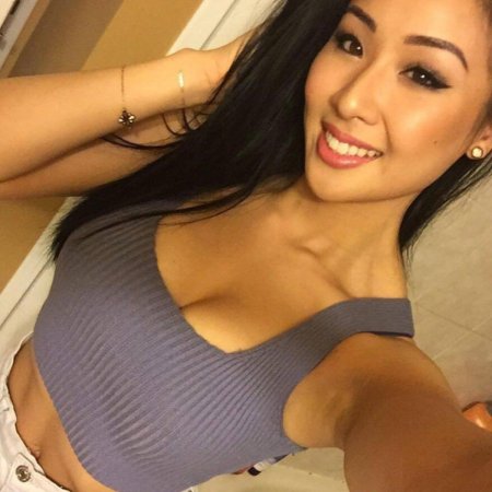 Азиатские девушки