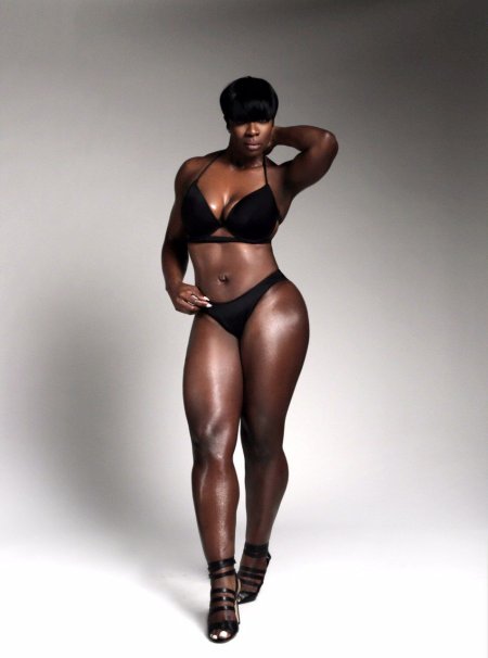 Mesha Seville попа