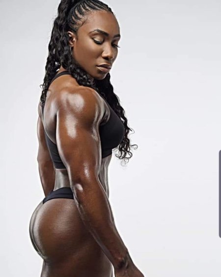 Темнокожие девушки