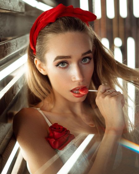 Необычно красивые девушки