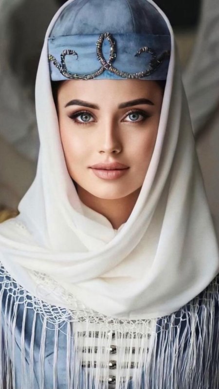 Абазинки и черкешенка