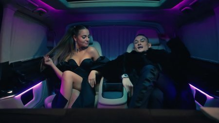 Дилара в клипе МОРГЕНШТЕРНА