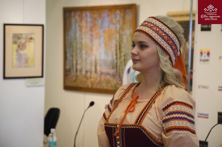 Карелы девушки