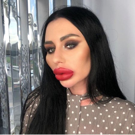 Яна Белоусова мукла