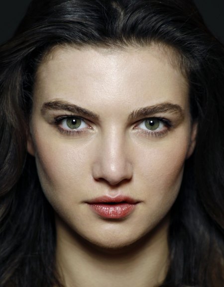 Женское лицо