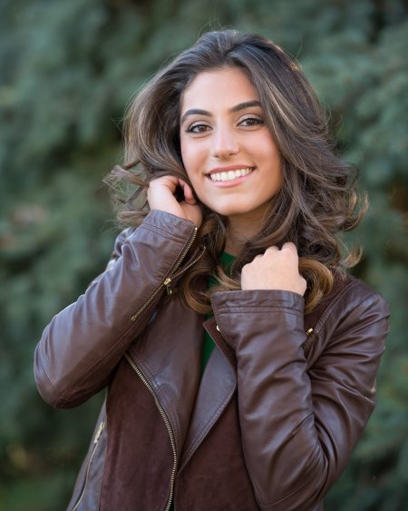 Моника армянка