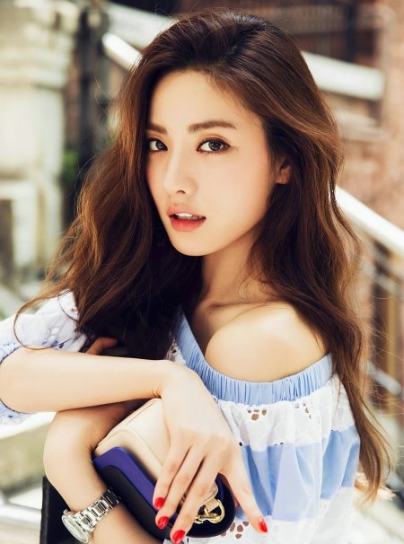 Нана after School