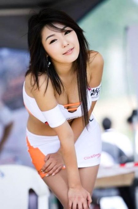 Красивые девушки Южной Кореи