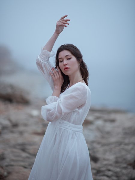 Красивая платье