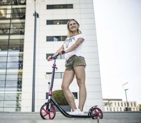 Гигантский самокат