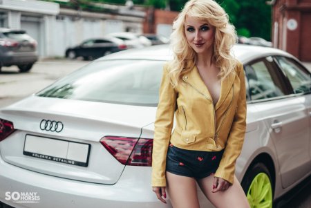 Маня автоблогер