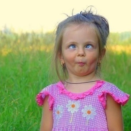 Девочка с косыми глазами