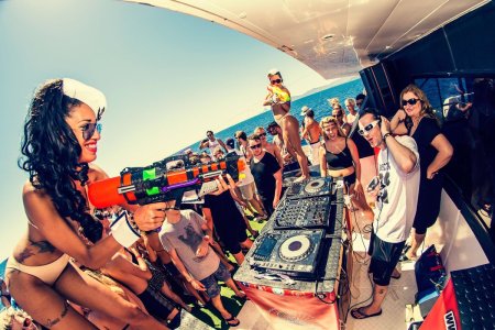 Вечеринка на пляже