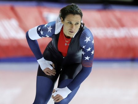 Британи БОУ конькобежка