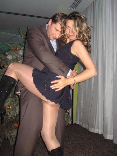 В чулках на корпоративе