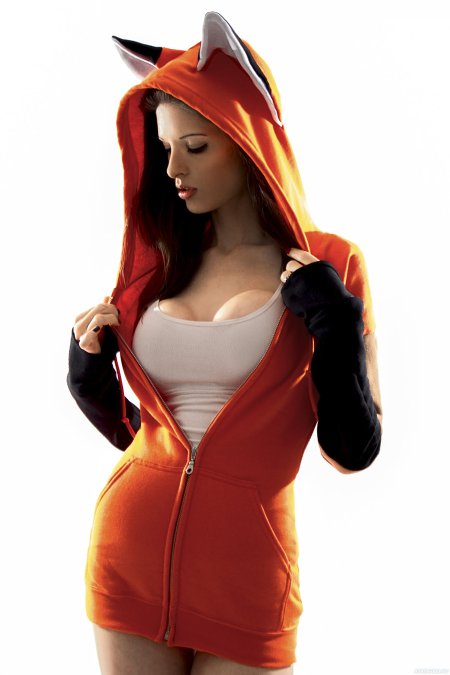 Девушка в костюме виспы