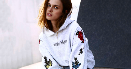 Толстовки женские модные