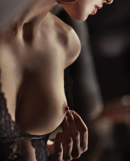 Красивые женские сиськи