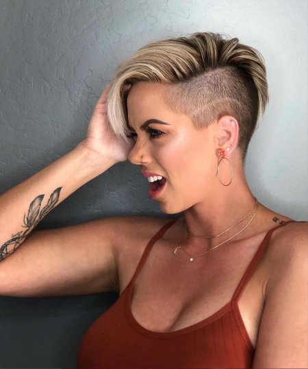 Женские стрижки с выбриванием